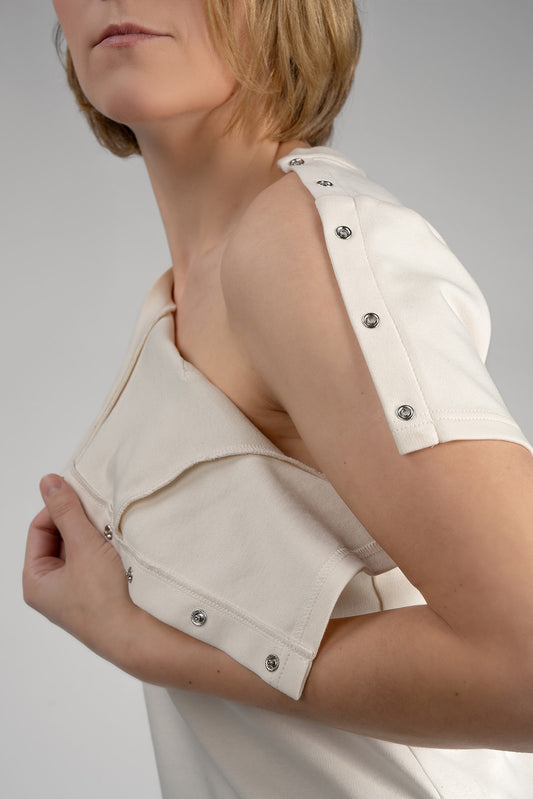 Innermore_erilahendus_trukkidega_naturaalvalge_naiste_mudel_regular_avatud õlg