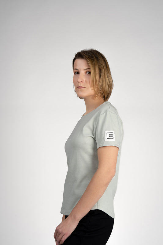 Innermore_t-sark_munt_naiste_mudel_slim_kulg