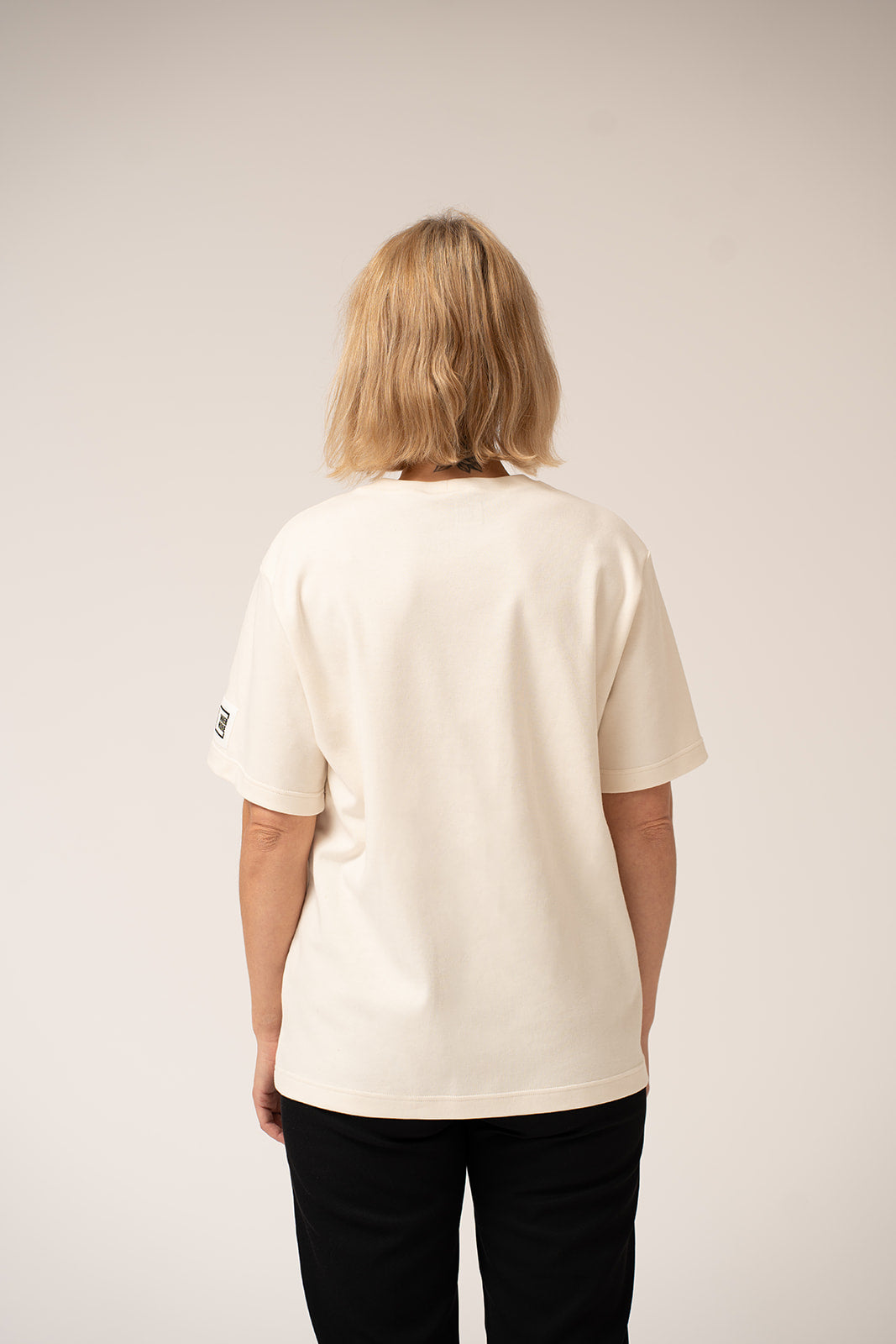 OVERSIZE T-SÄRK TASKUGA